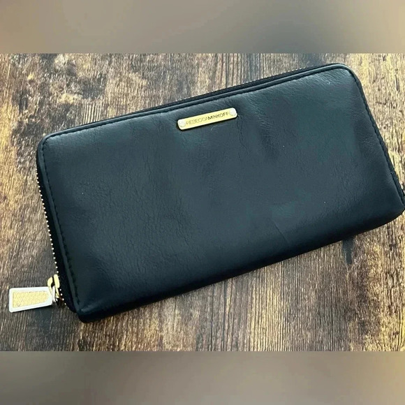 Rebecca Minkoff | ladies leather wallet. - Picture 13 of 15